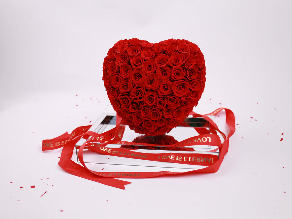 Premium Preserved Roses Heart In Acrylic Box Madeofrose®