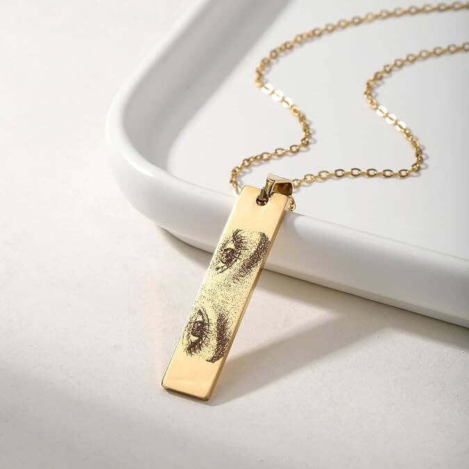 Valentine's Day Personalized Eye Photo Necklace [NEW]